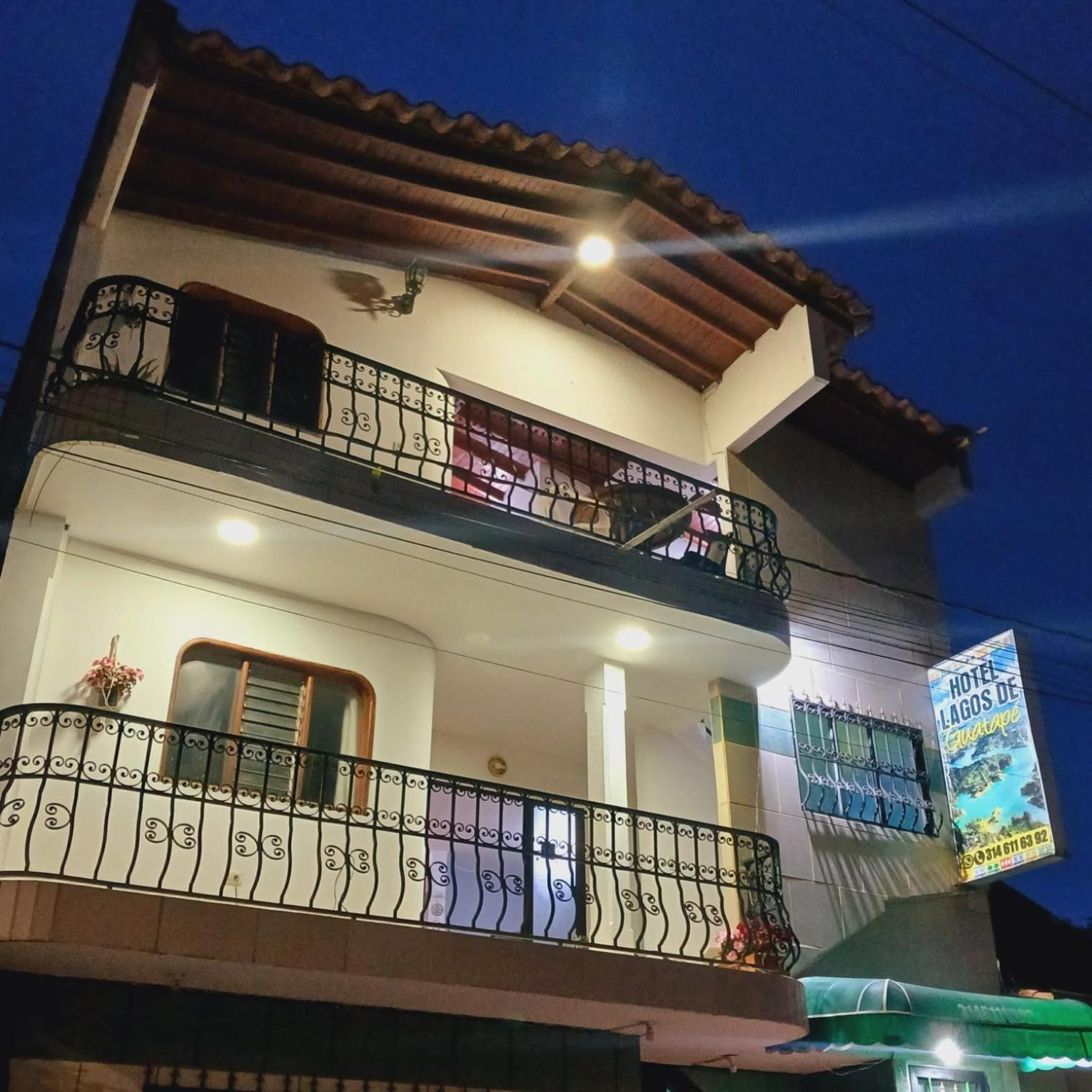 Hotel Lagos De Guatape Exterior photo