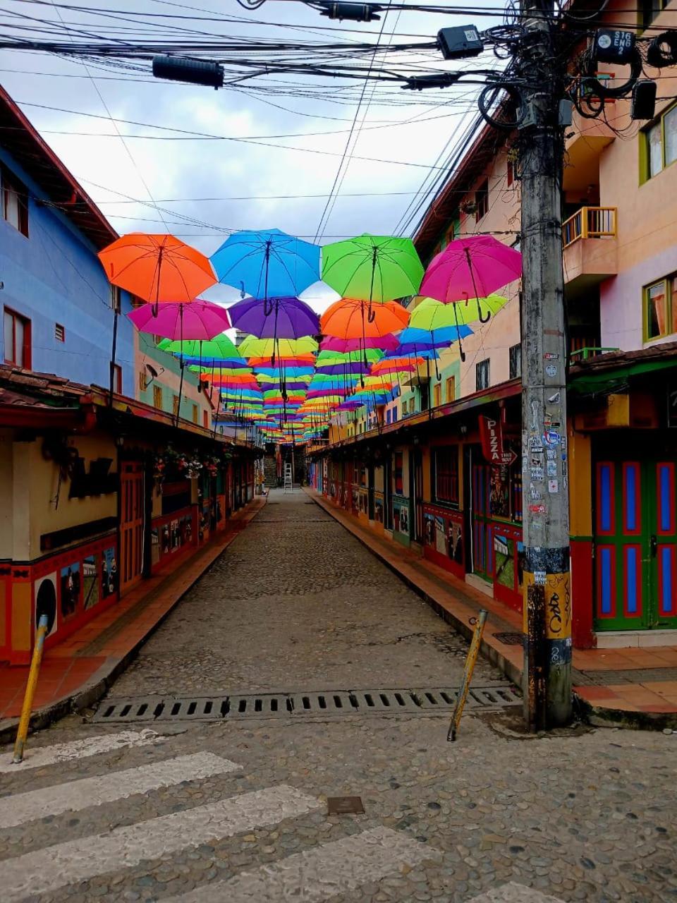 Hotel Lagos De Guatape Exterior photo